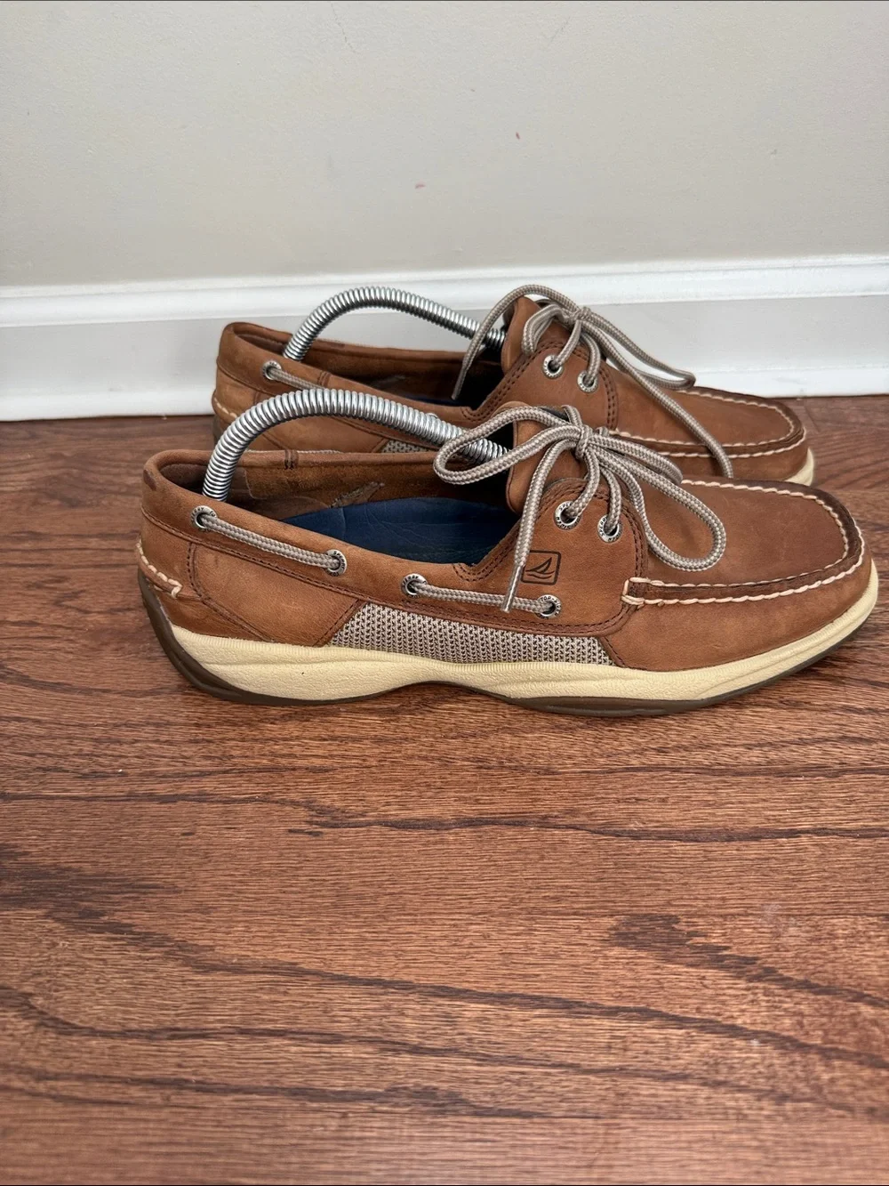Sperry Top Sider Chestnut Brown Leather Boat Shoes with Contrast Laces